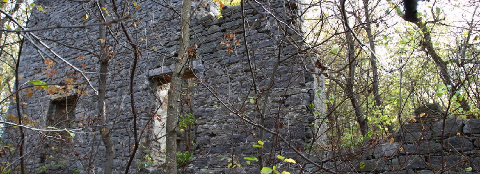 Les ruines de l'ancien moulin de Lanaudière