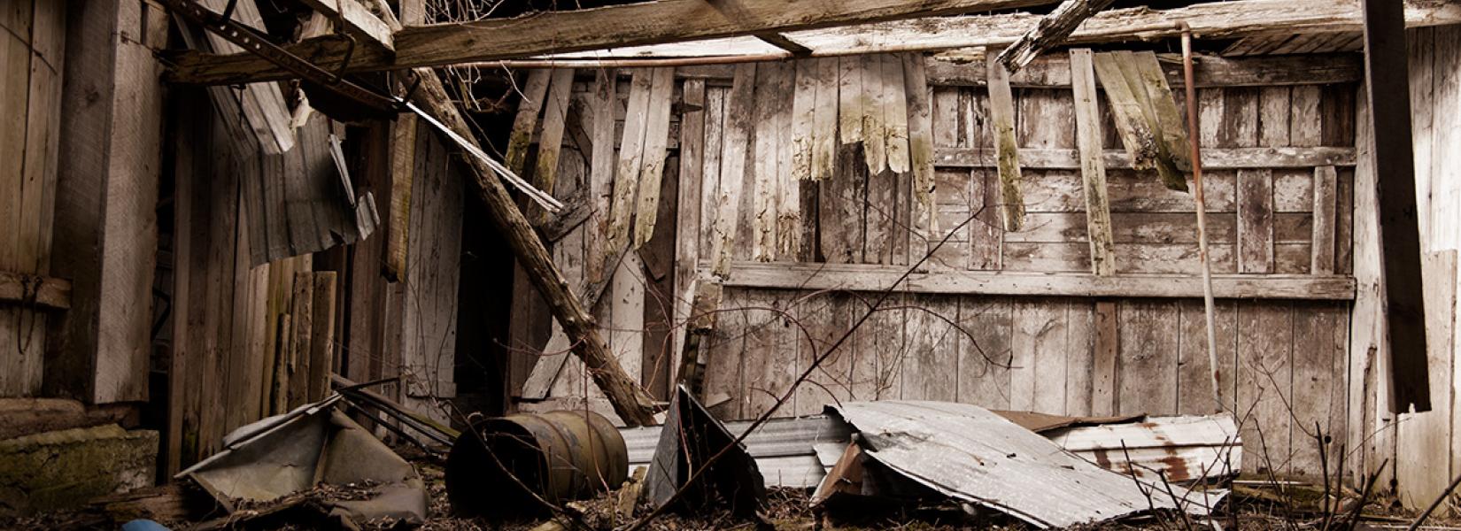 Vieille grange abandonnée