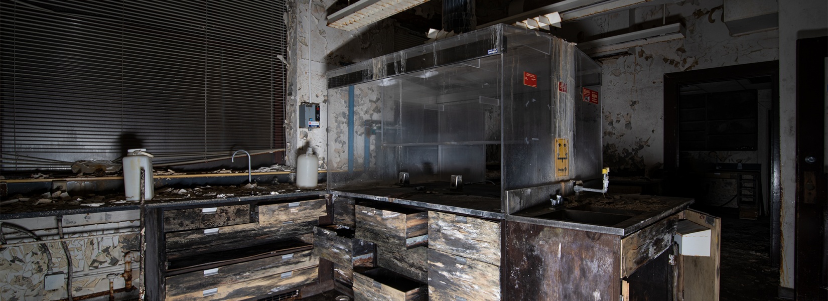 Le vieux laboratoire abandonné
