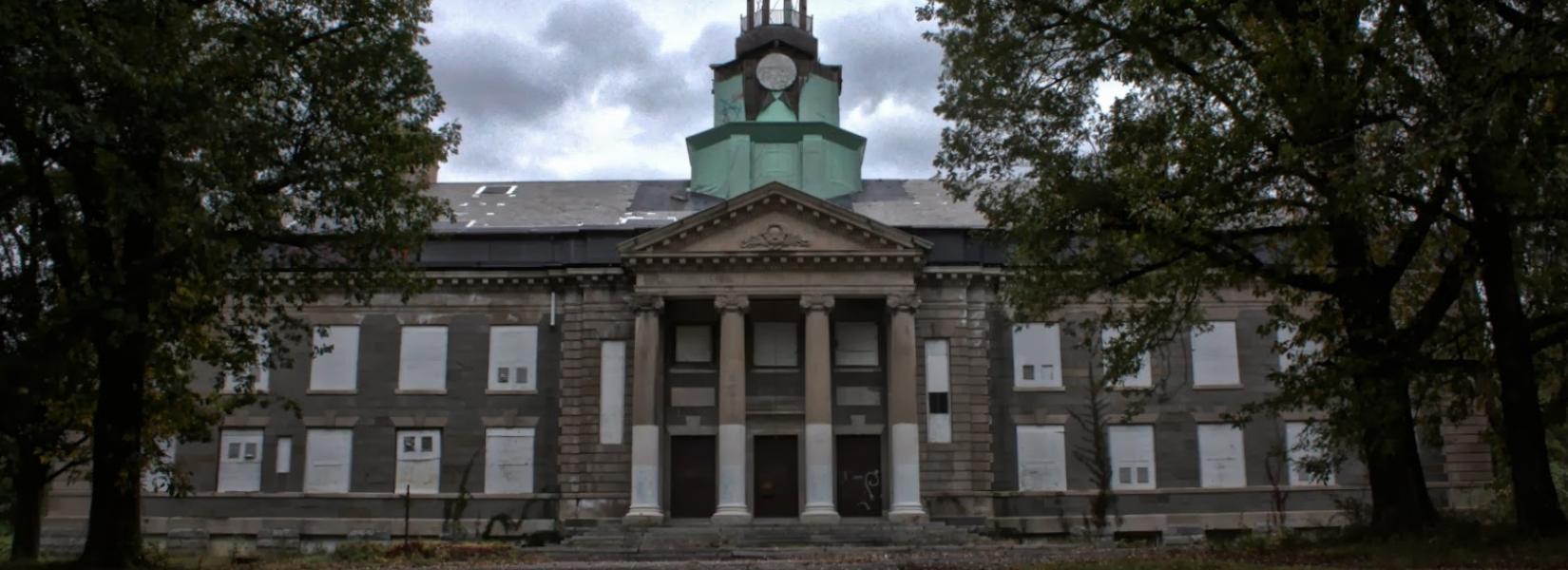 L'école pour garçons abandonnée