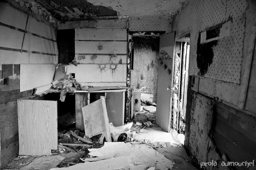 Abandoned houses on the south shore of Montreal | Urbex playground