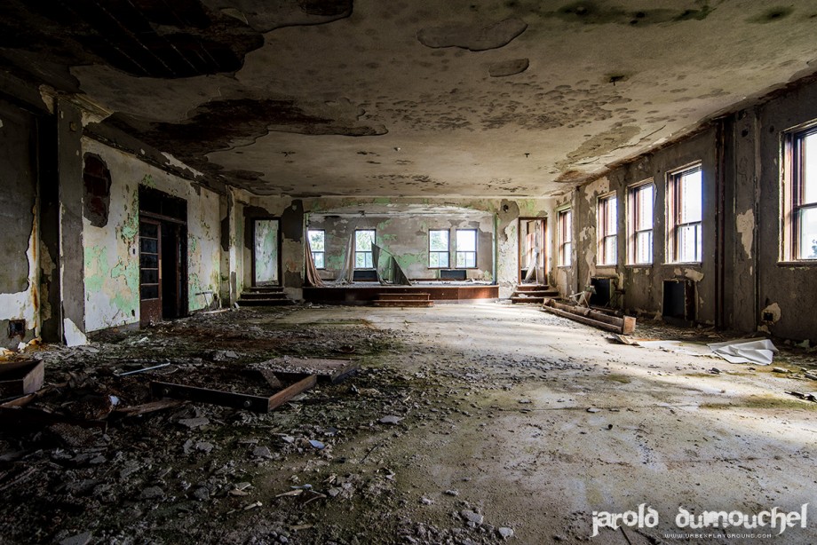 The old abandoned family institute The old abandoned family institute