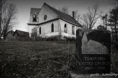L'église abandonnée de Tomifobia