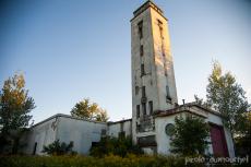 Val Rose: the abandoned military plant