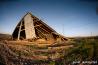 Vieille grange abandonnée en déconstruction